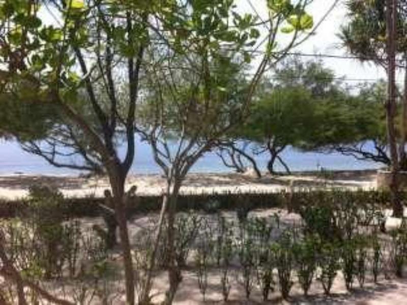 Biru Meno Beach Bungalows Gili Meno Bagian luar foto