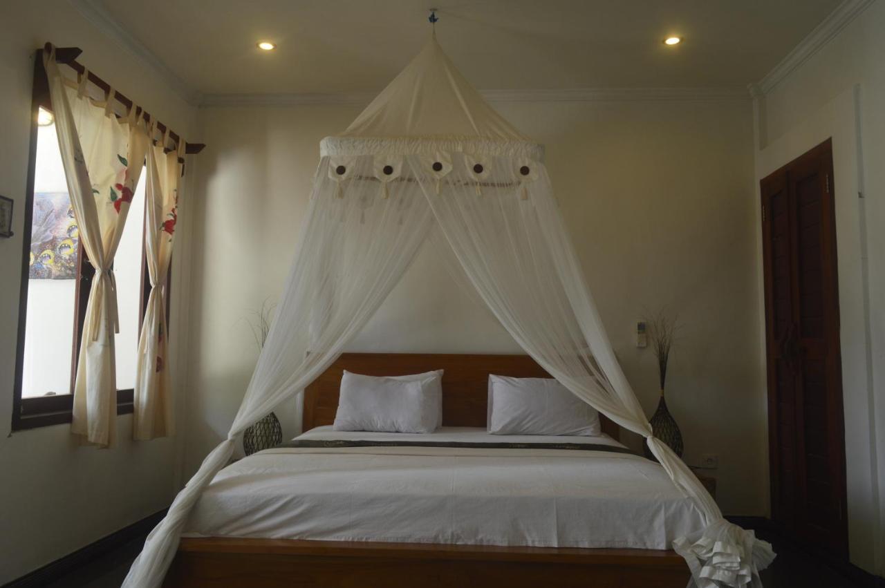 Biru Meno Beach Bungalows Gili Meno Bagian luar foto